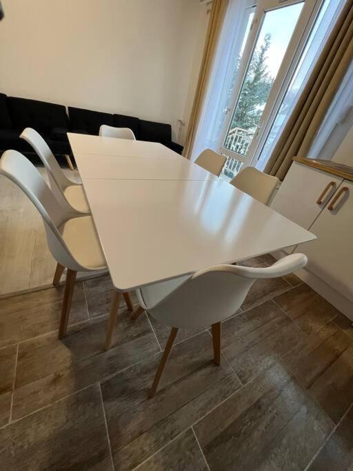 Appartement Style Chalet Standing 2 A 6 Personnes La Bourboule Dış mekan fotoğraf